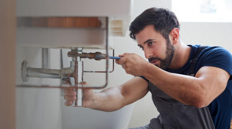 Professional water heater installation services in Hunter, ND